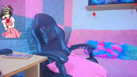 Snapshot of hotcakes_uwu chatting on 28, 4, 2026 Hotcakes online show from 28, 4, 2026