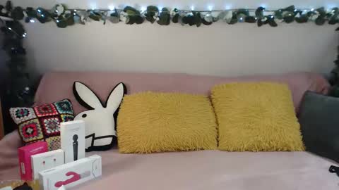 hotgirlkarina online show from 10, 3, 2026