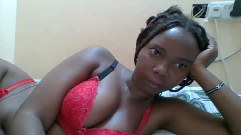 Snapshot of hotgodees chatting on 18, 1, 2026 Queen online show from 18, 1, 2026