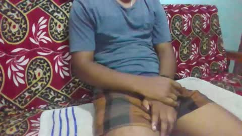 hotguyy001 online show from 11, 1, 2026