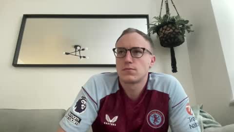 Snapshot of hotholby86 chatting on 26, 12, 2024 hotholby86 online show from 26, 12, 2024