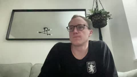 Snapshot of hotholby86 chatting on 3, 2, 2025 hotholby86 online show from 3, 2, 2025