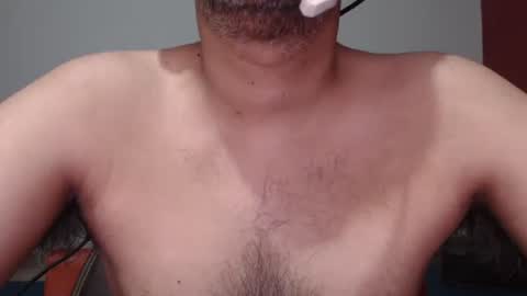 Snapshot of hotjkeanu chatting on 3, 11, 2025 James-Hotxx online show from 3, 11, 2025