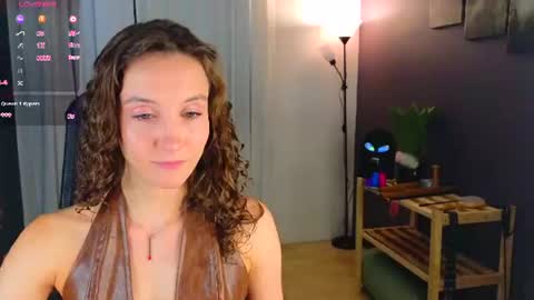 Snapshot of hotlaracroft chatting on 16, 6, 2026 Allison online show from 16, 6, 2026