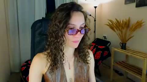 Snapshot of hotlaracroft chatting on 2, 7, 2026 Allison online show from 2, 7, 2026