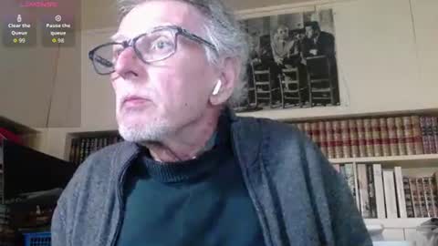 Snapshot of hotlux_54 chatting on 17, 5, 2026 hotlux_54 online show from 17, 5, 2026