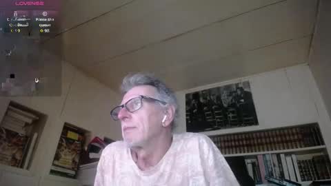 Snapshot of hotlux_54 chatting on 31, 5, 2026 hotlux_54 online show from 31, 5, 2026