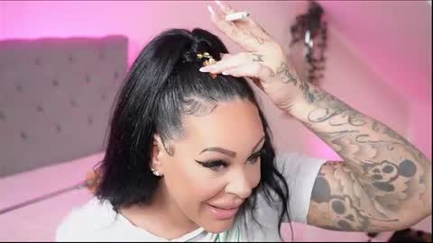 Snapshot of hotmilfbitch chatting on 4, 7, 2026 hotmilfbitch online show from 4, 7, 2026