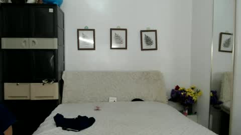 Snapshot of hotmorena_finger chatting on 25, 6, 2026 Analiza online show from 25, 6, 2026
