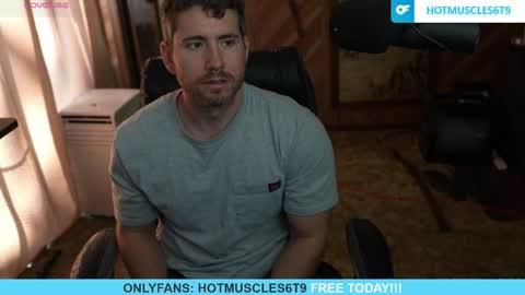 Snapshot of hotmuscles6t9 chatting on 8, 5, 2026 hotmuscles6t9 online show from 8, 5, 2026