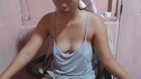 hotpink4u04 online show from 11, 1, 2025