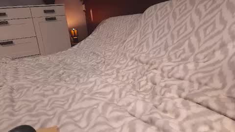 Mola online show from 19, 10, 2025