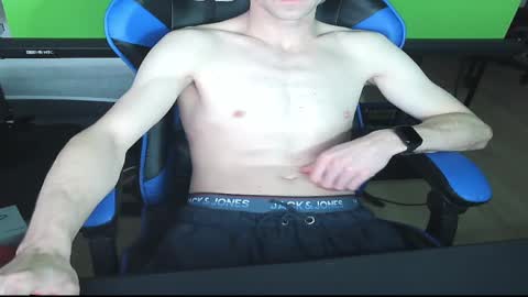 hotsummerboy89 online show from 24, 1, 2025