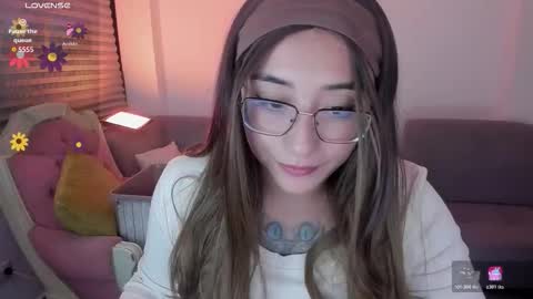 Snapshot of hottbee3645 chatting on 13, 2, 2026 hottbee3645 online show from 13, 2, 2026