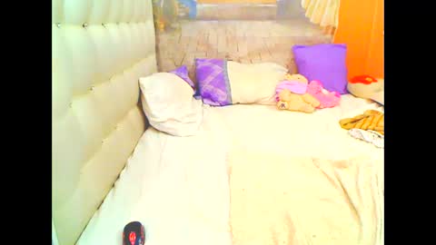 THEONE online show from 6, 4, 2026