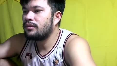 Snapshot of hottestpinoy2323 chatting on 2, 7, 2026 HottestPinoy32 online show from 2, 7, 2026