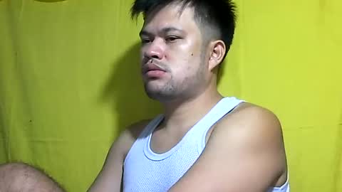 Snapshot of hottestpinoy2323 chatting on 5, 7, 2026 HottestPinoy32 online show from 5, 7, 2026