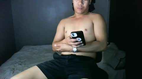 hottie_kyle69 online show from 22, 3, 2026