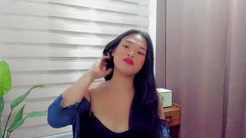 Snapshot of hottieelijah760282 chatting on 8, 9, 2025 Maxine online show from 8, 9, 2025