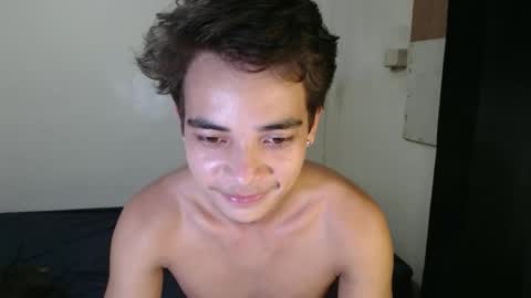 hottiespydie online show from 5, 12, 2025