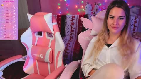 Ivanna and Jessica online show from 12, 12, 2024