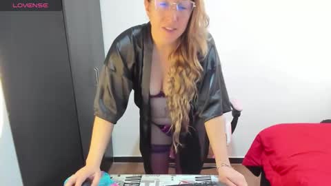hottychrystal online show from 27, 5, 2026