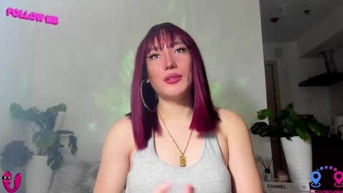 crishinahotty online show from 13, 2, 2025