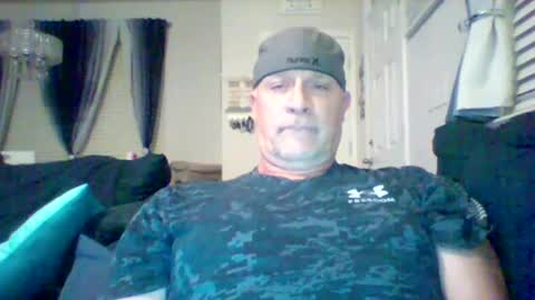 Snapshot of hotyummycock69 chatting on 10, 10, 2025 hotyummycock69 online show from 10, 10, 2025