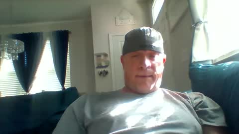 Snapshot of hotyummycock69 chatting on 13, 11, 2025 hotyummycock69 online show from 13, 11, 2025