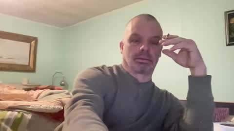 Snapshot of howlingatnothing chatting on 19, 1, 2025 howlingatnothing online show from 19, 1, 2025