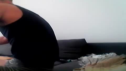 Snapshot of hubikush22 chatting on 25, 7, 2026 hubikush22 online show from 25, 7, 2026