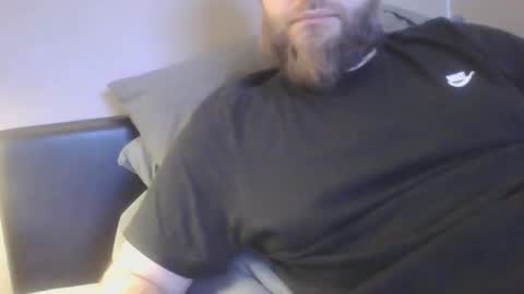 Snapshot of hucks1234 chatting on 4, 12, 2024 BeardGuy12 online show from 4, 12, 2024
