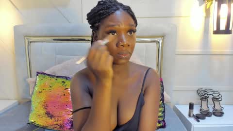 Snapshot of huddah_cam chatting on 16, 1, 2025 huddah online show from 16, 1, 2025