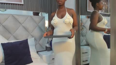 Snapshot of huddah_cam chatting on 29, 9, 2025 huddah online show from 29, 9, 2025