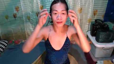 hugecockanna online show from 12, 4, 2026