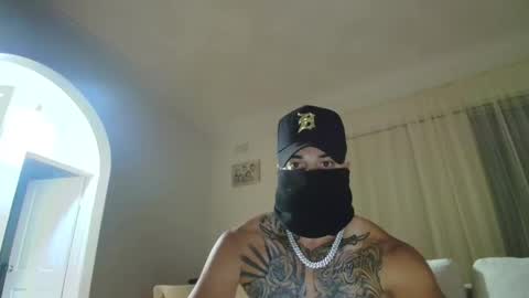 hugecockcommando online show from 15, 10, 2025