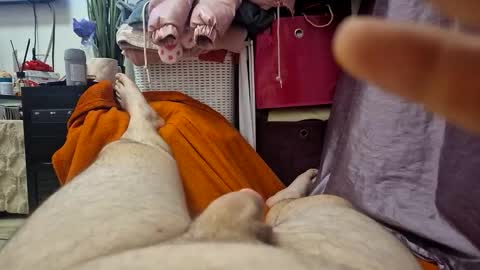 hugedick2469 online show from 3, 1, 2025