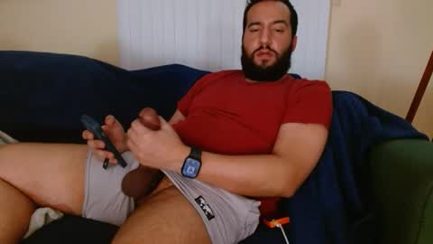 Snapshot of hugedicktop chatting on 13, 5, 2026 Big Dick Top online show from 13, 5, 2026