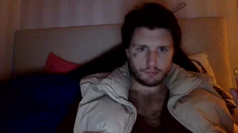 Snapshot of hugeswedishviking chatting on 15, 9, 2025 hugeswedishviking online show from 15, 9, 2025