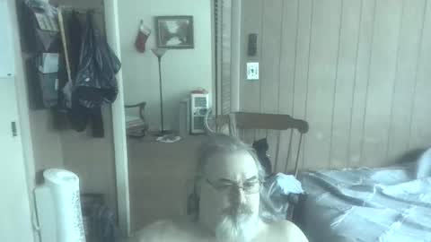 lonely huggy bear online show from 26, 2, 2026