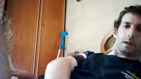 Snapshot of hugo25_xxx chatting on 25, 5, 2026 AdriBigcock online show from 25, 5, 2026