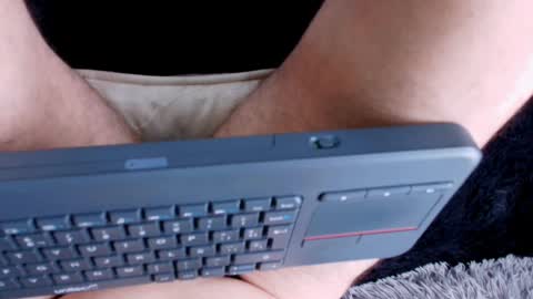 hugo_bighot online show from 5, 12, 2024