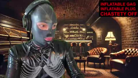 Snapshot of humandr0id chatting on 18, 1, 2025 Humandroid online show from 18, 1, 2025