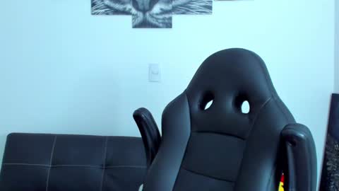 Snapshot of humber_eli chatting on 15, 1, 2025 Eli online show from 15, 1, 2025