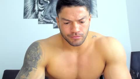 Snapshot of humber_eli chatting on 28, 10, 2025 Eli online show from 28, 10, 2025