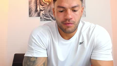 Snapshot of humber_eli chatting on 2, 2, 2026 Eli online show from 2, 2, 2026