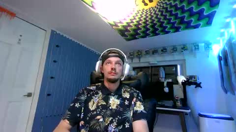 hungtxcock92 online show from 2, 4, 2026