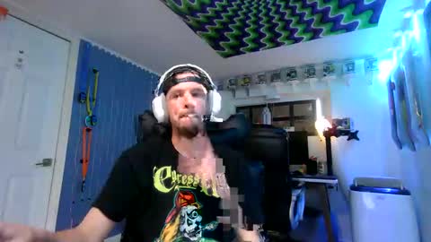 hungtxcock92 online show from 16, 4, 2026