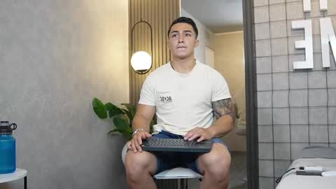 hunk_ryan online show from 23, 2, 2025