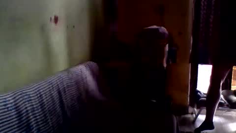 hunkster102 online show from 15, 2, 2025